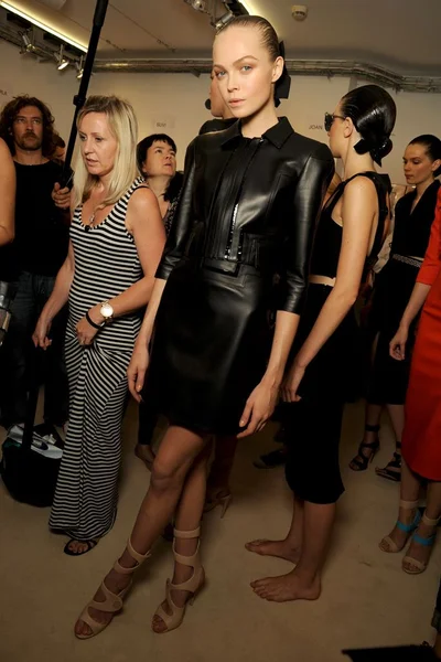 Look 43